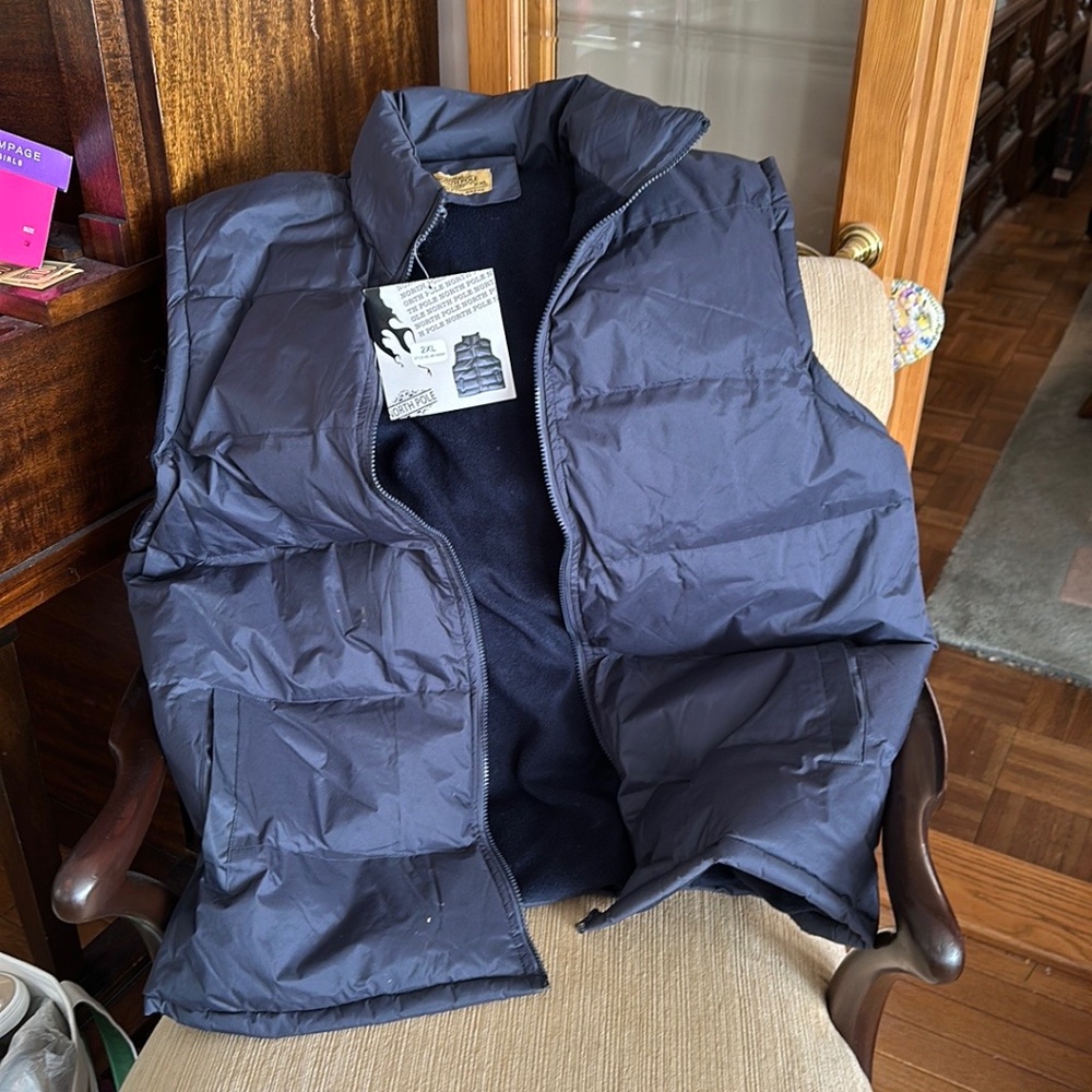 NWT Men’s 2XL North Pole Puffer VEST